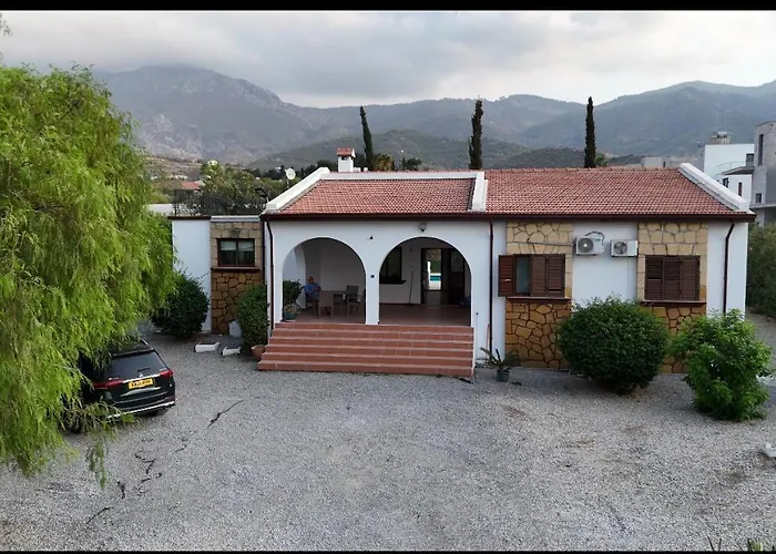 A Spacious To Entertain Vila *